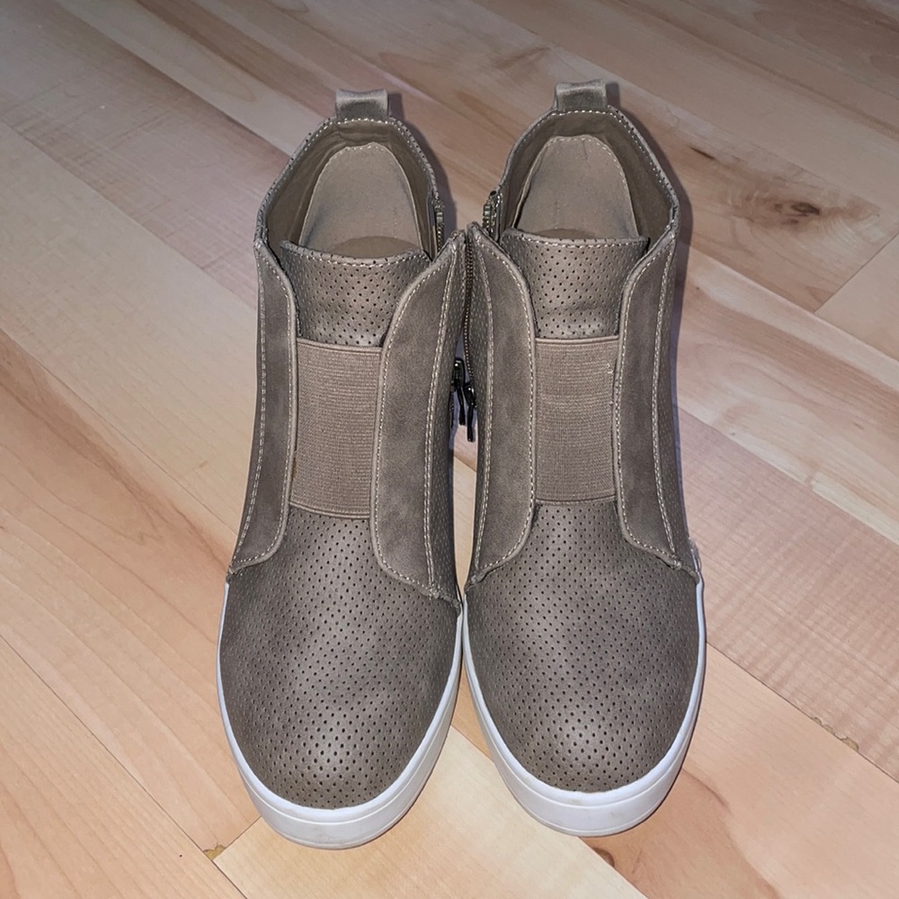 Wedge booties